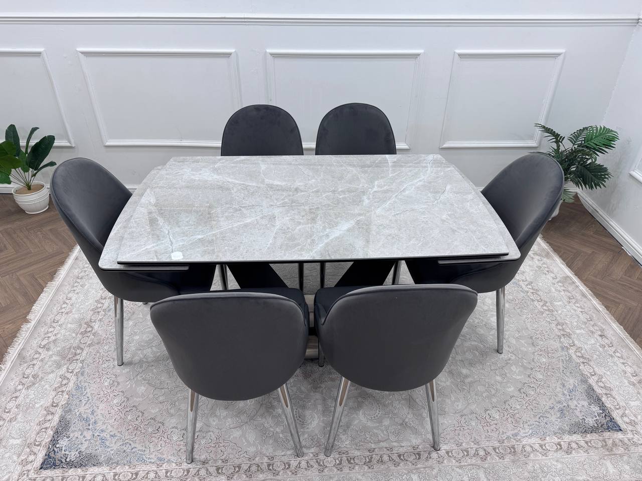 CLARA DINING TABLE SET -SILVER