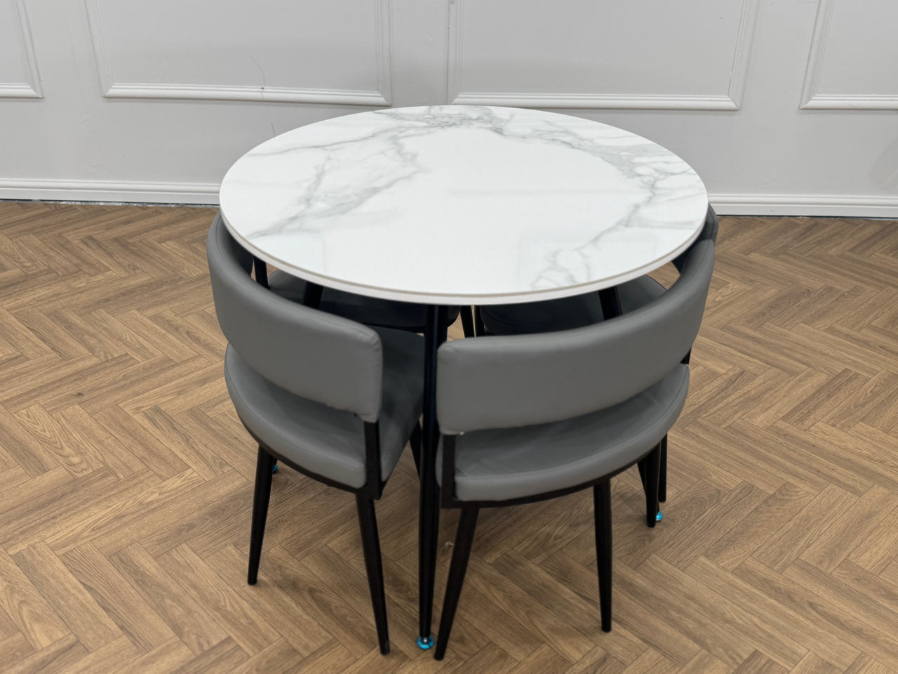 Oliver Nesting Dining Table set Round