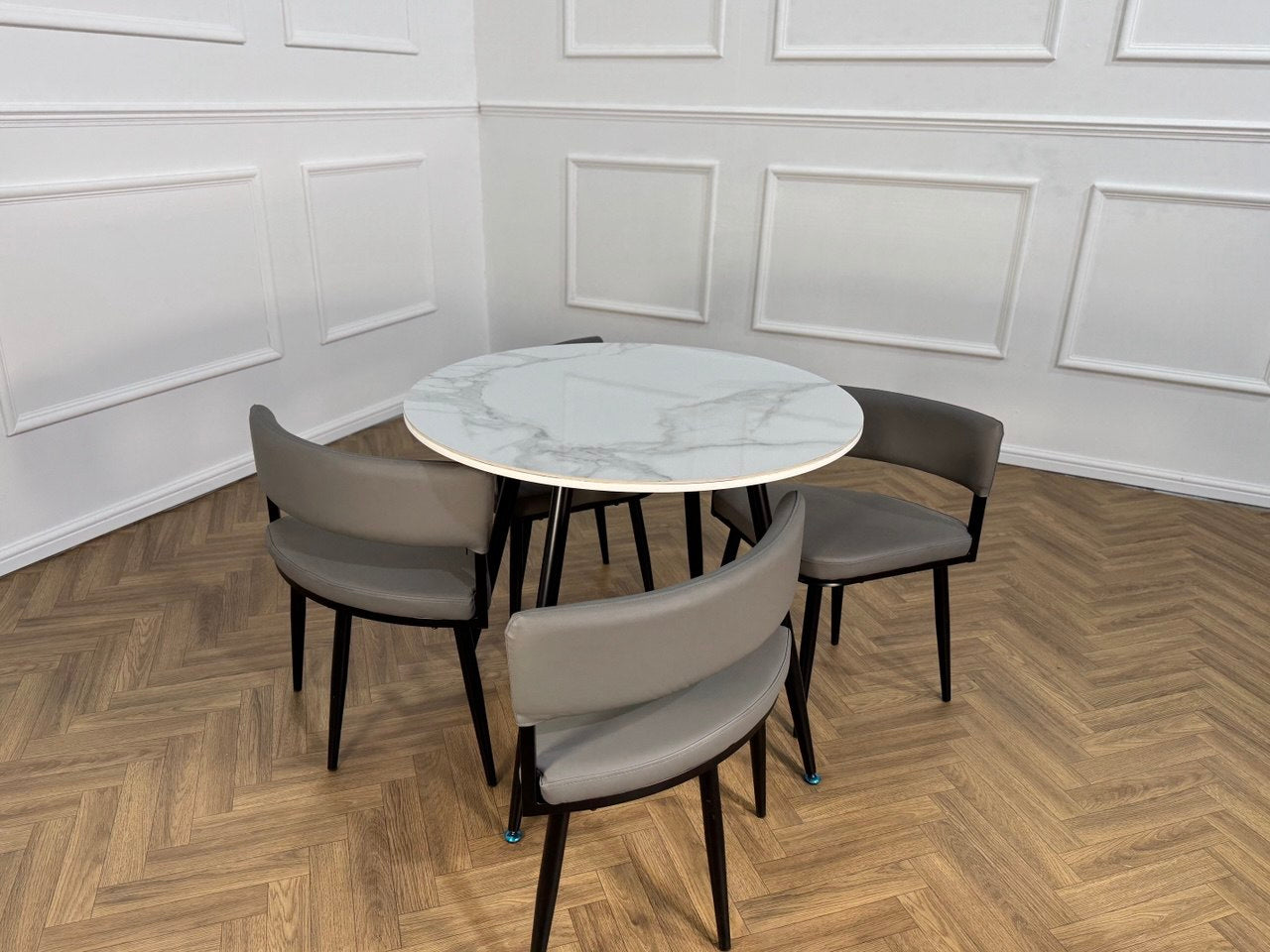 Oliver Nesting Dining Table set Round