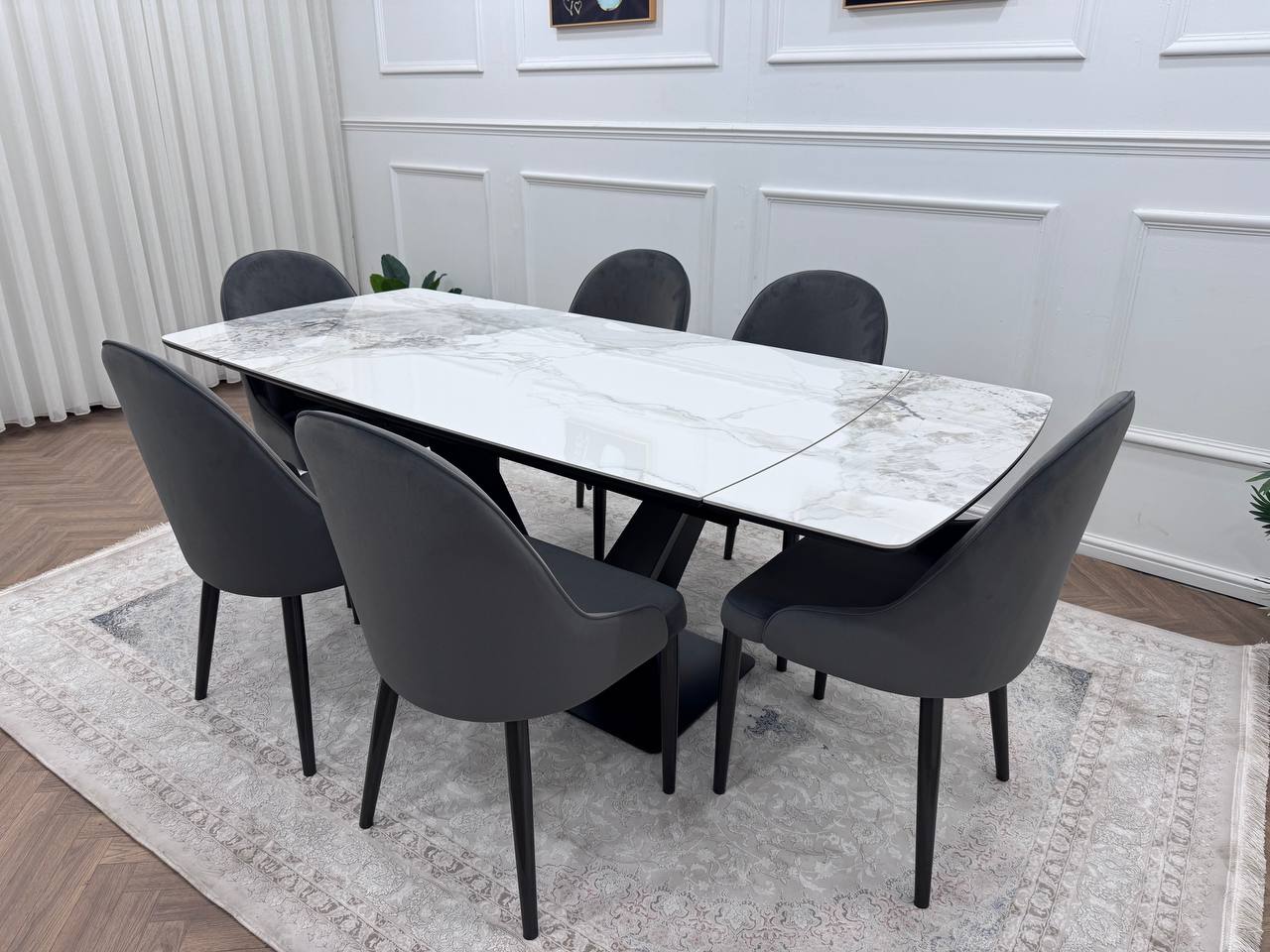 LUMIA EXTEND DINING SET WITH CLARA CHAIRS – BLACK LEGS