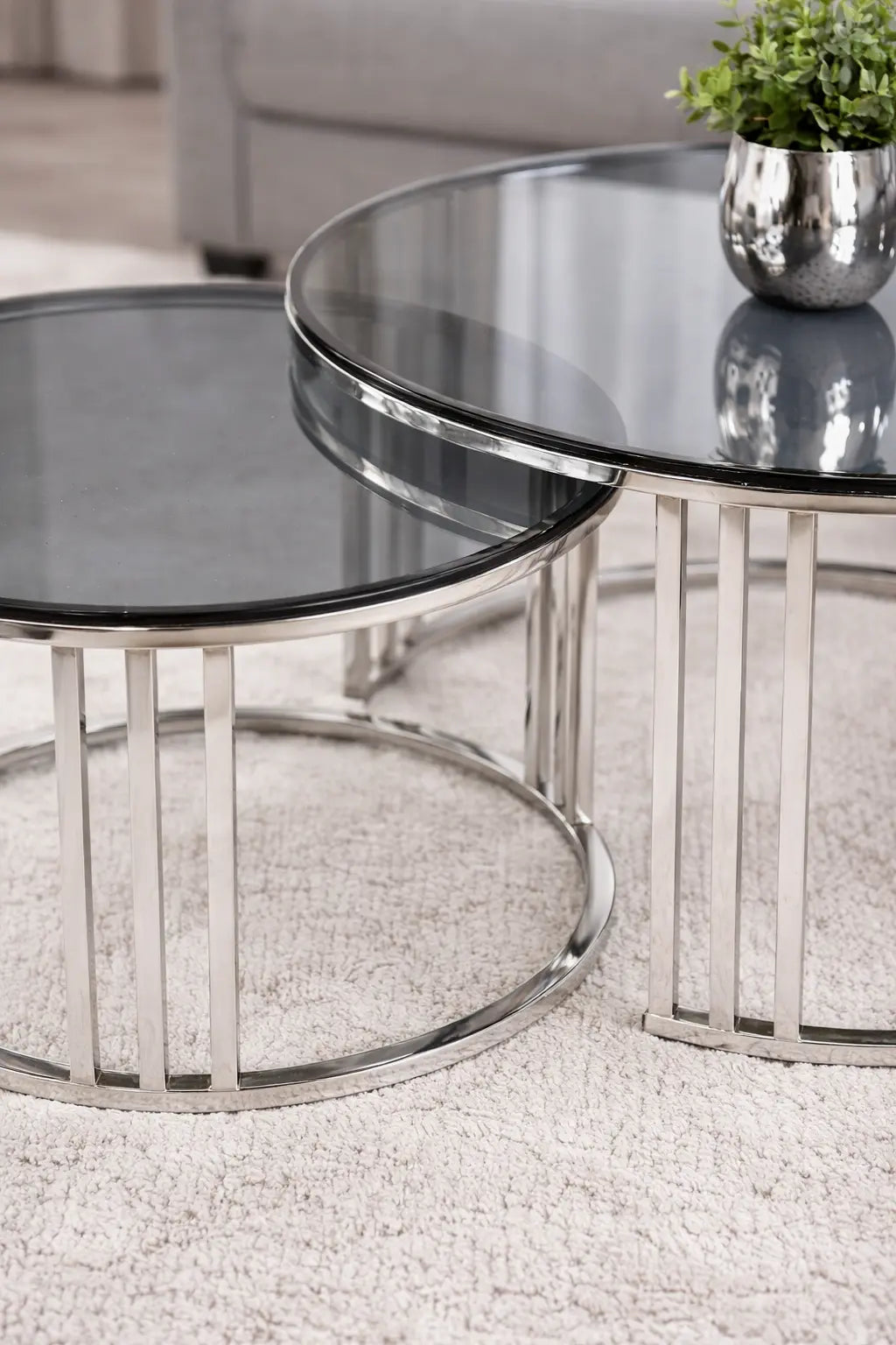 Gold London Luxury Living Collection Q&P Furniture