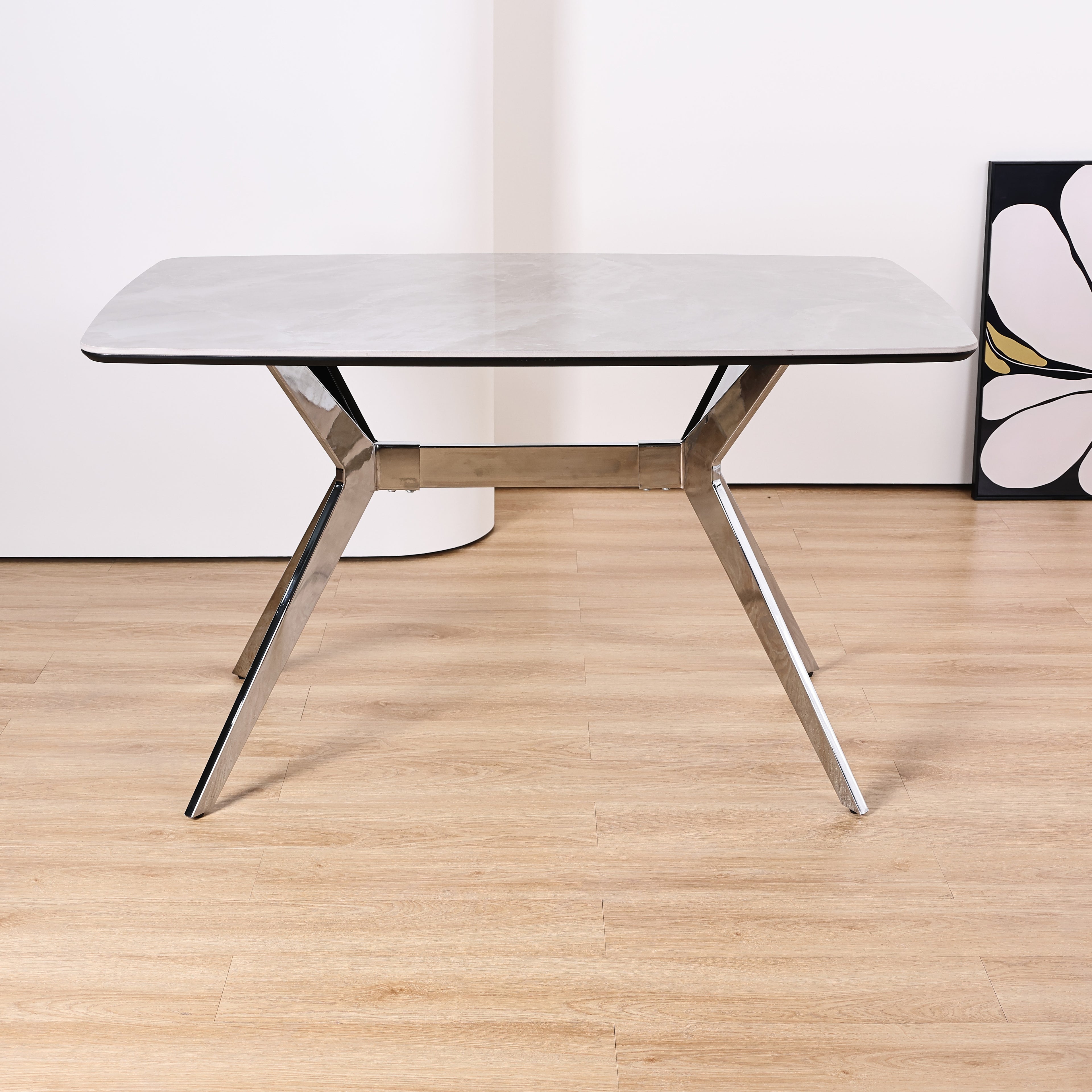CLOUD DINING TABLE