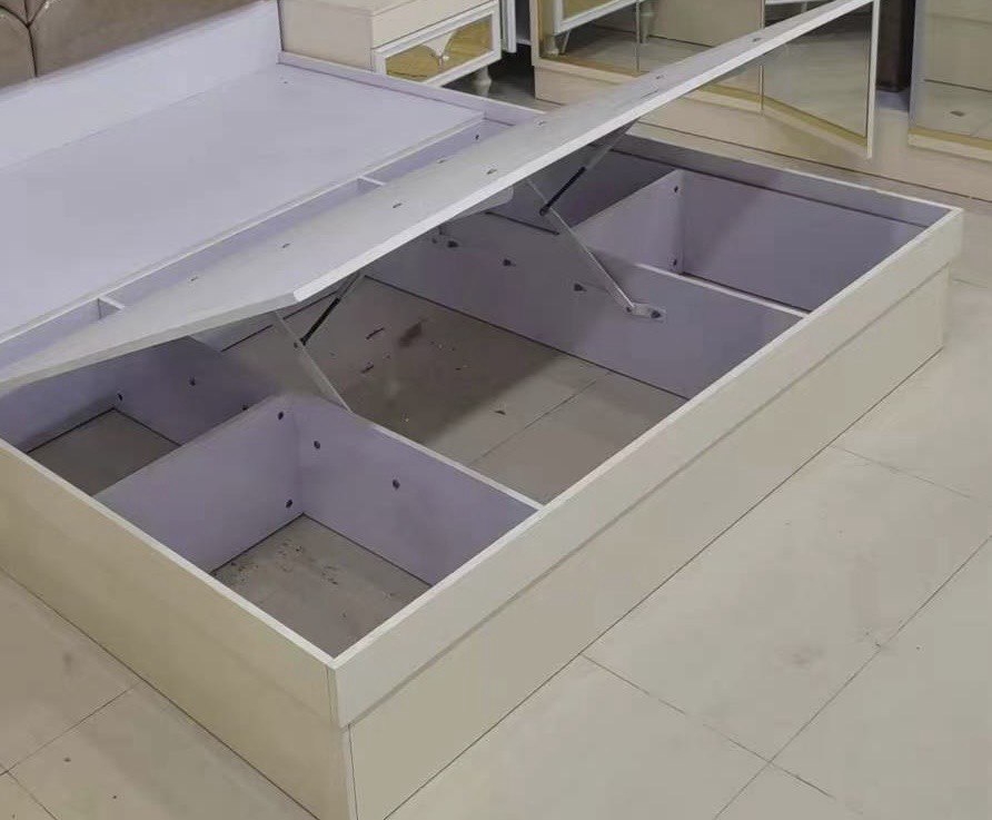 Bedroom set with storage