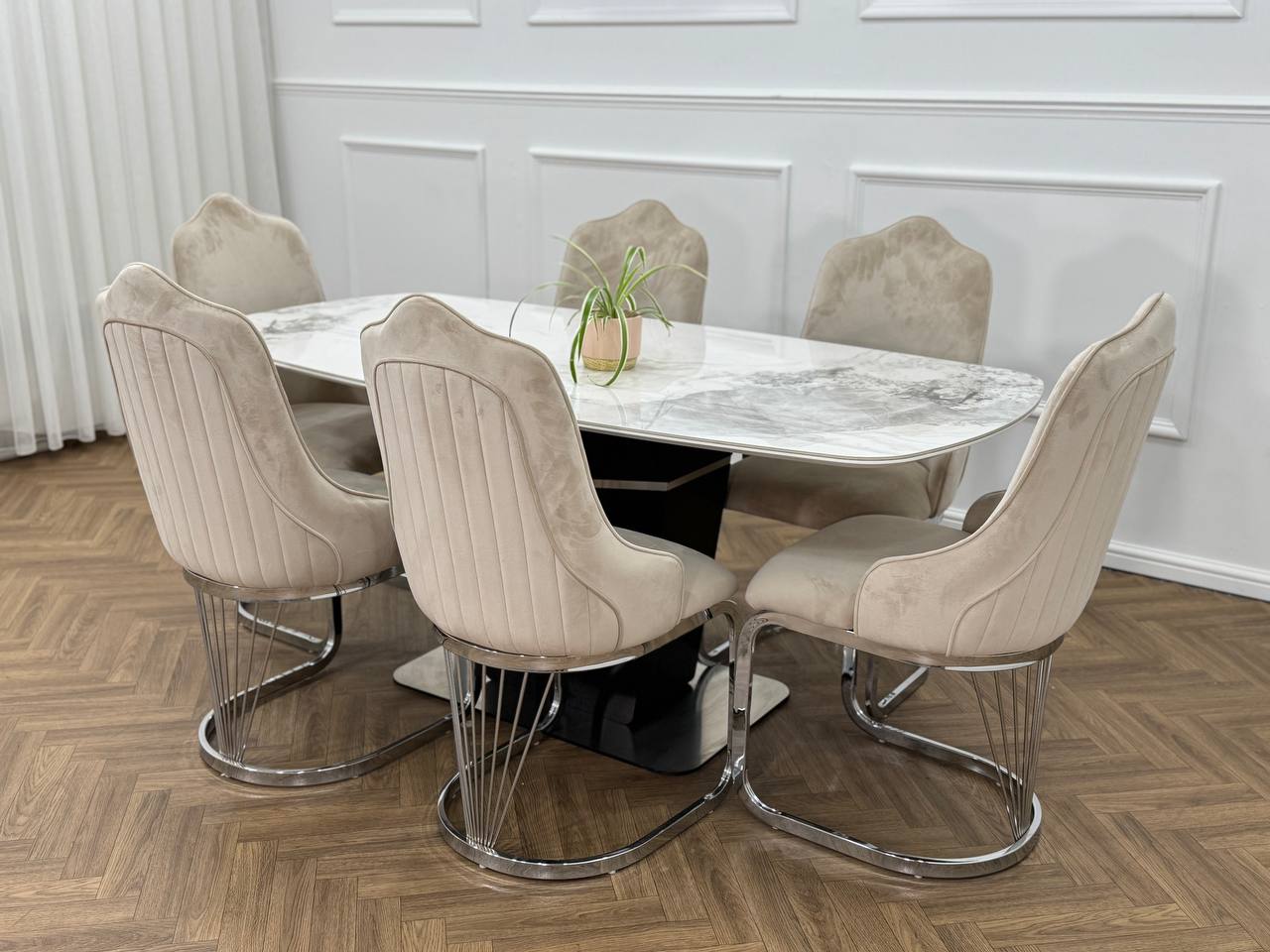 King Marble Dining Table Oval