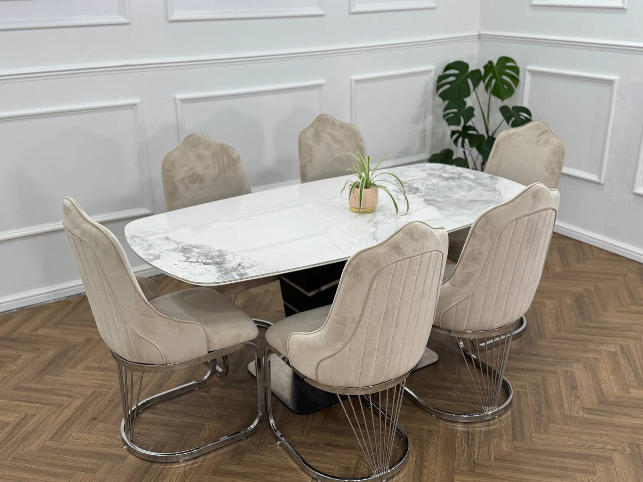 King Marble Dining Table Oval