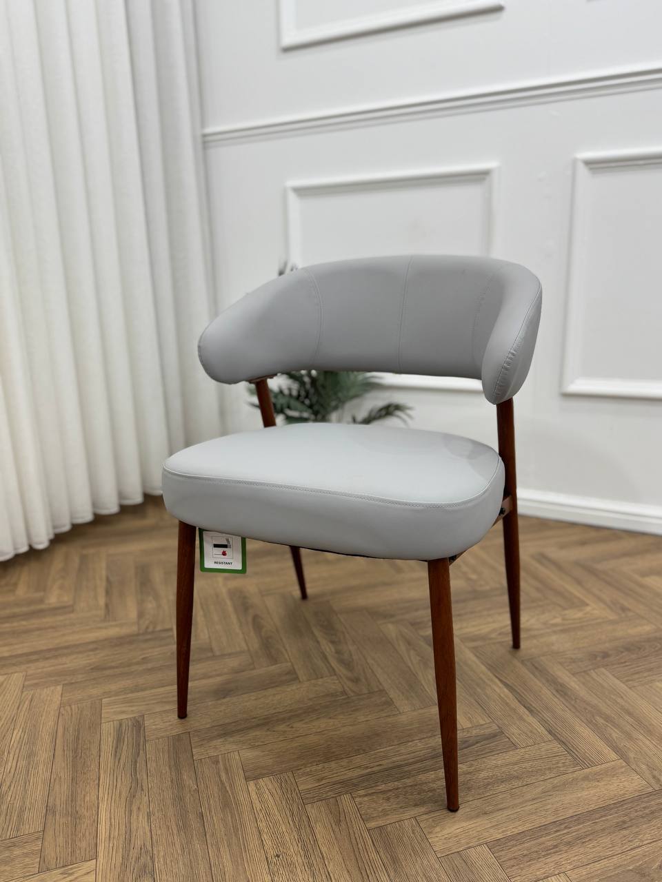 Mila dining chair-light grey