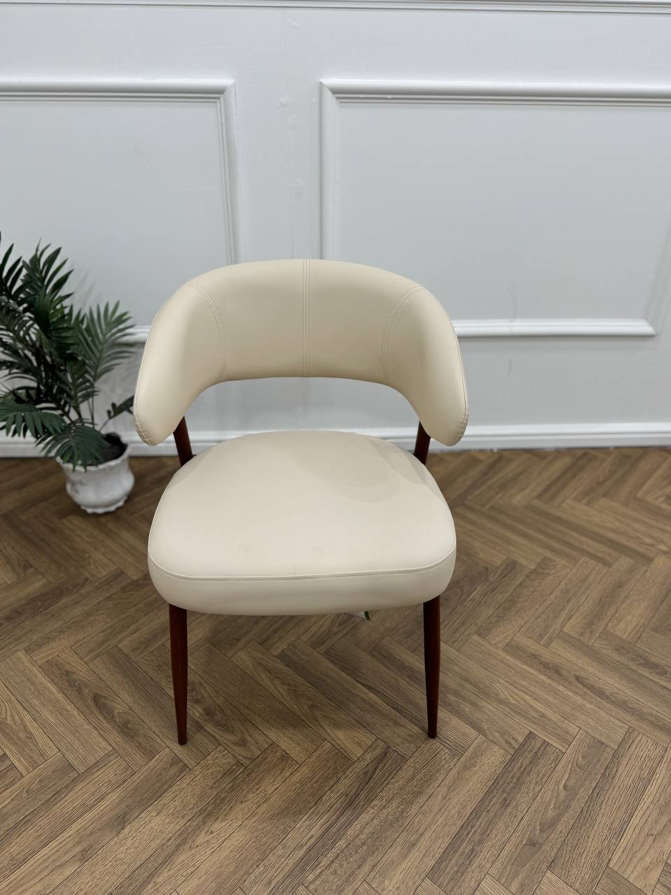 MILA DININD CHAIR-BEIGE