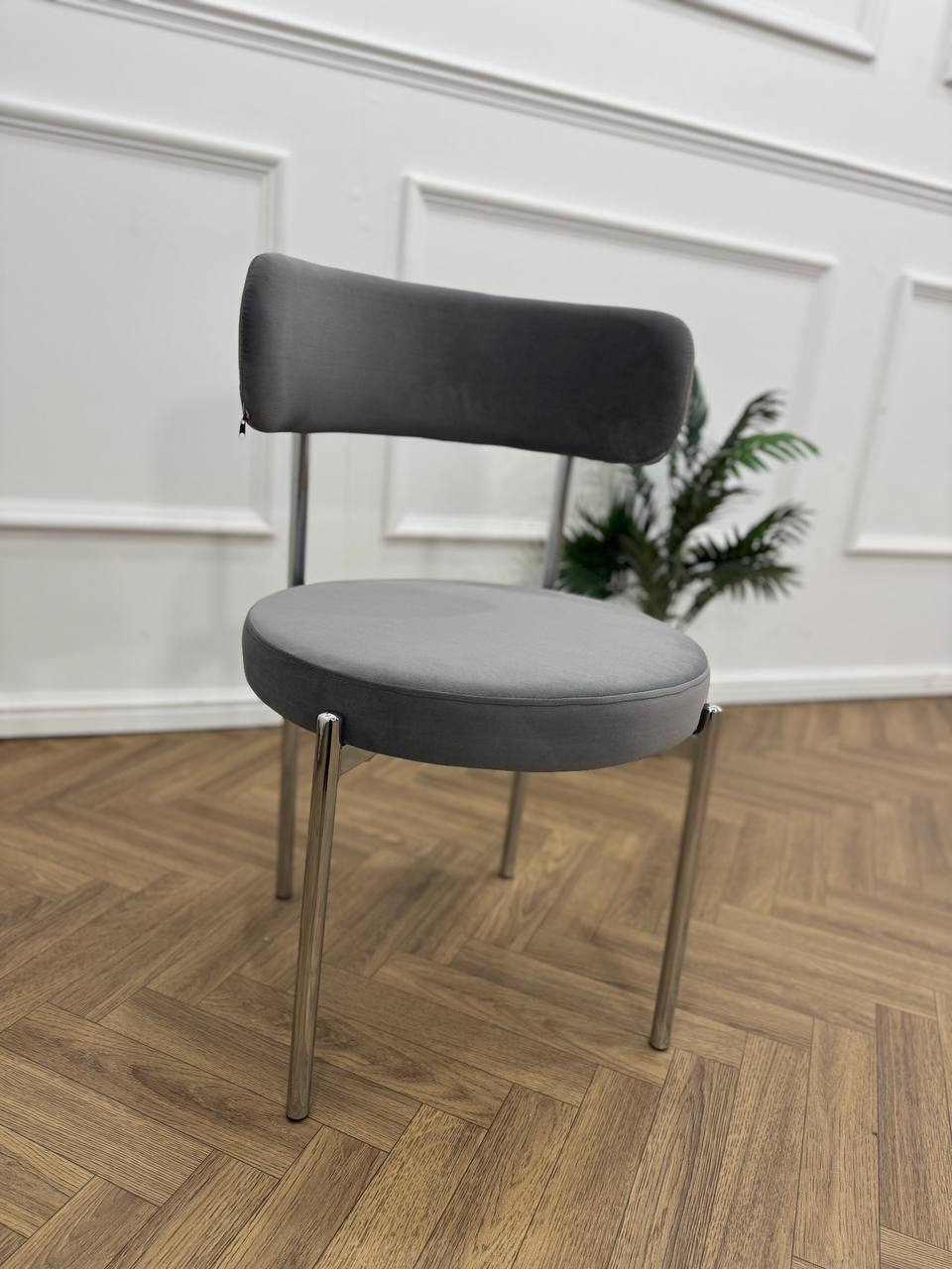 LUXE DINING SET -VELVET-LIGHT GREY Chair-SILVER