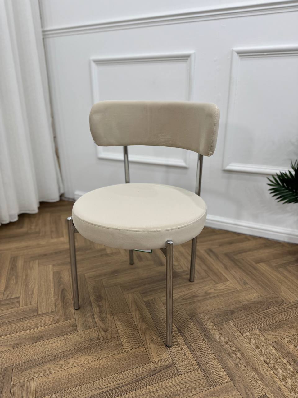 LUXE DINING SET-VELVET-BEIGE-SILVER