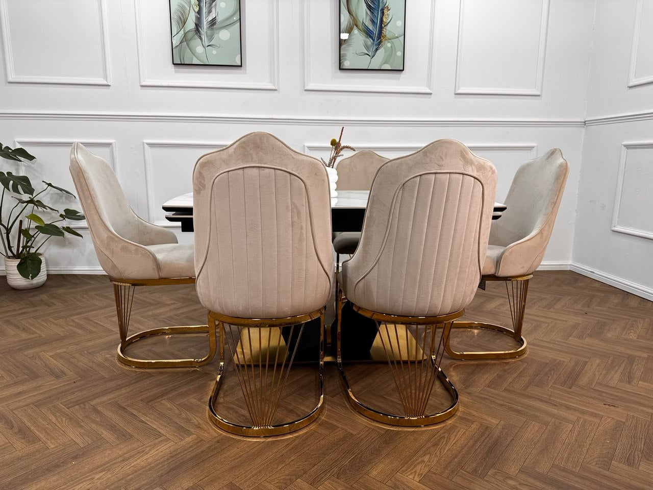 Lumia Extendable Dining Table Set