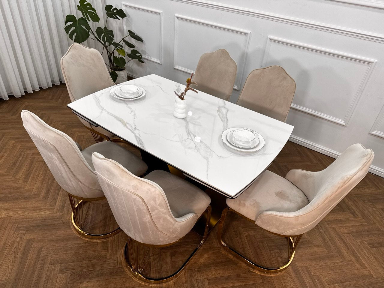 Lumia Extendable Dining Table Set