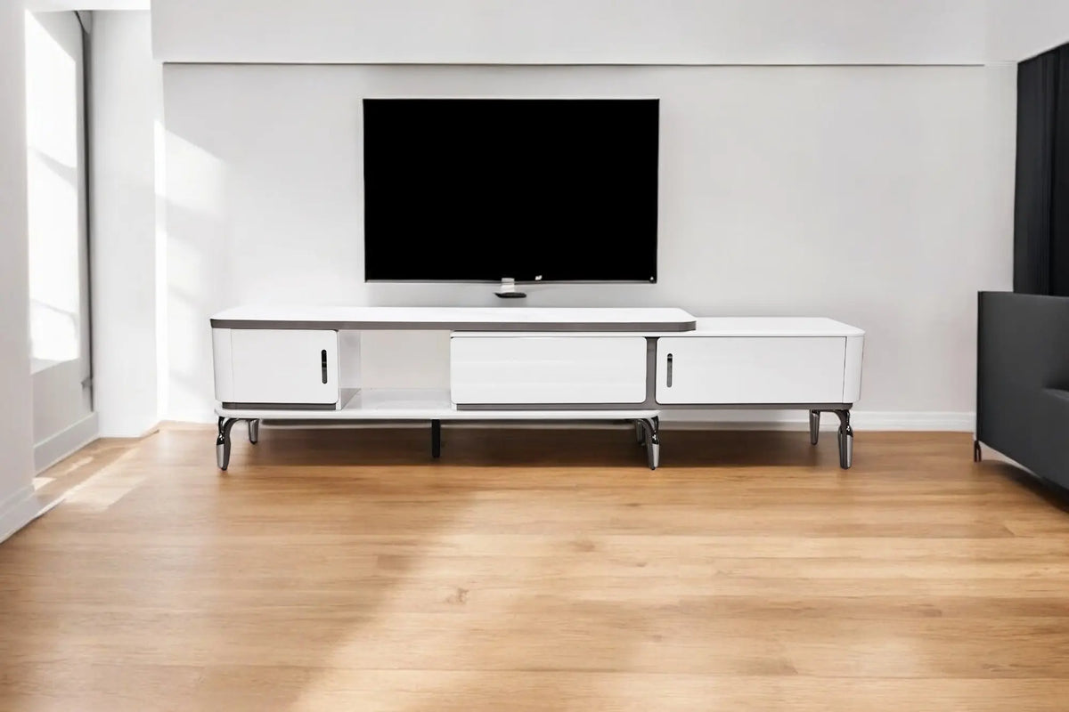 Gold London Luxury Living Collection Q&P Furniture