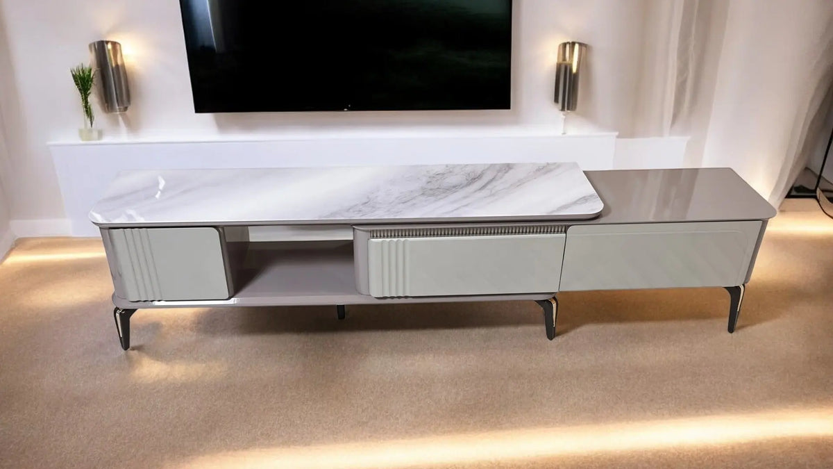 Gold London Luxury Living Collection Q&P Furniture