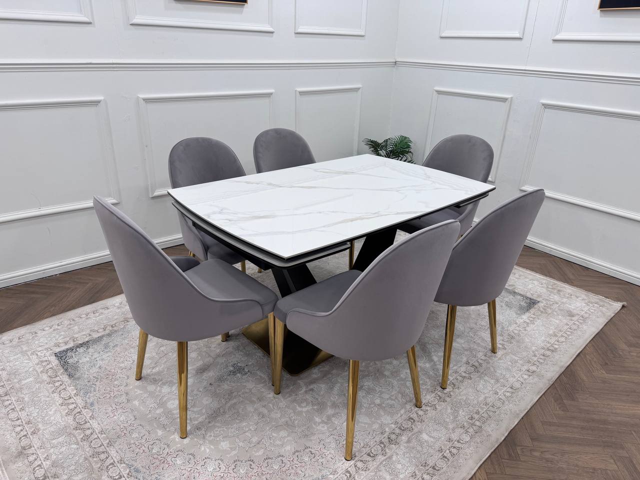 CLARA DINING TABLE SET - GOLD