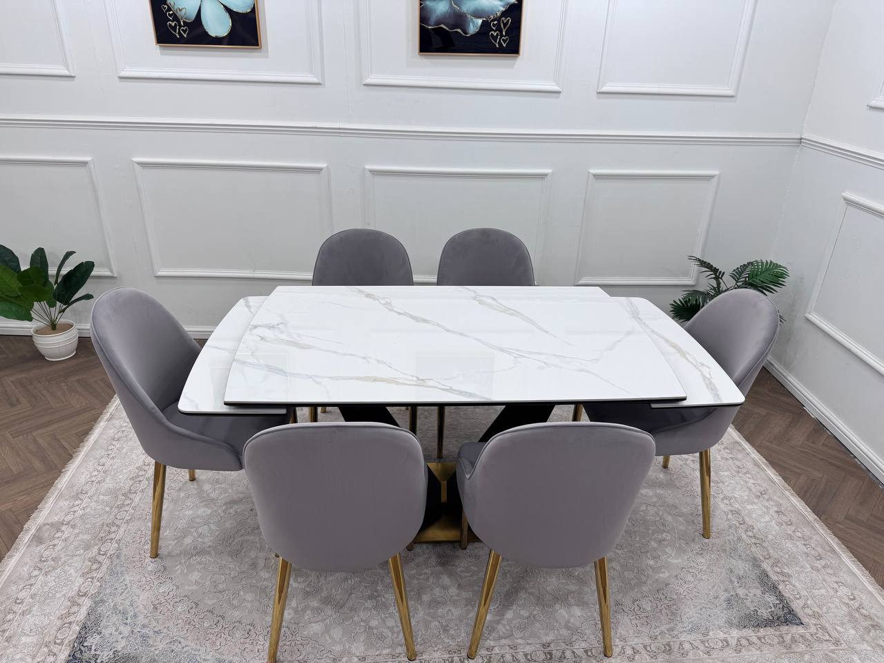 CLARA DINING TABLE SET - GOLD