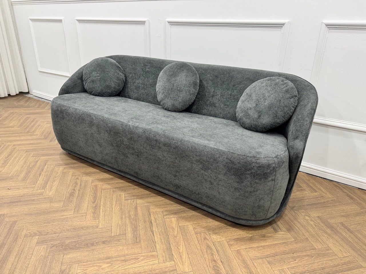 Luna Curved Sofa