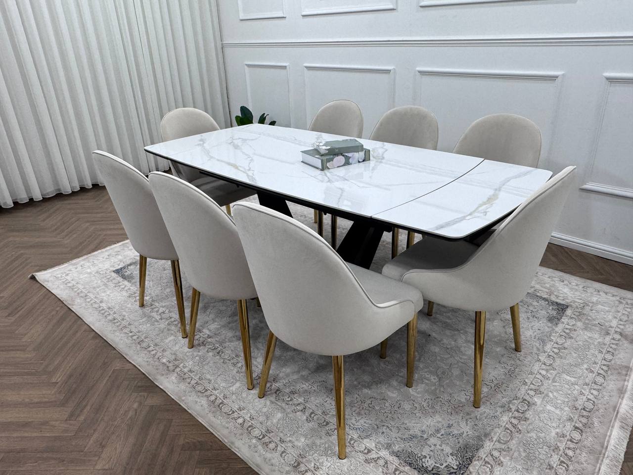 CLARA DINING TABLE SET - GOLD