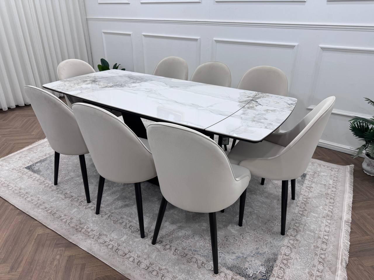 LUMIA EXTEND DINING SET WITH CLARA CHAIRS – BLACK LEGS