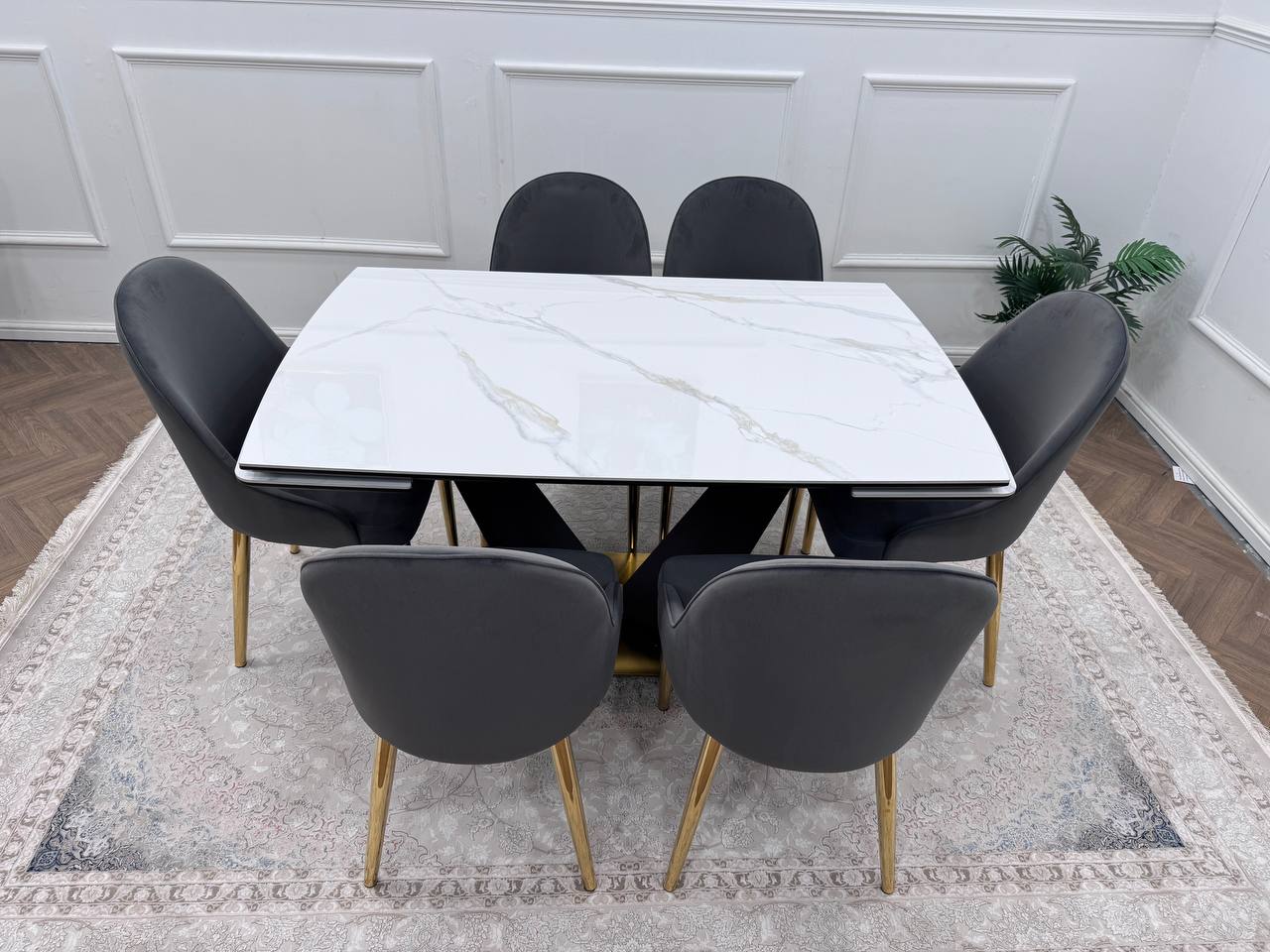 CLARA DINING TABLE SET - GOLD