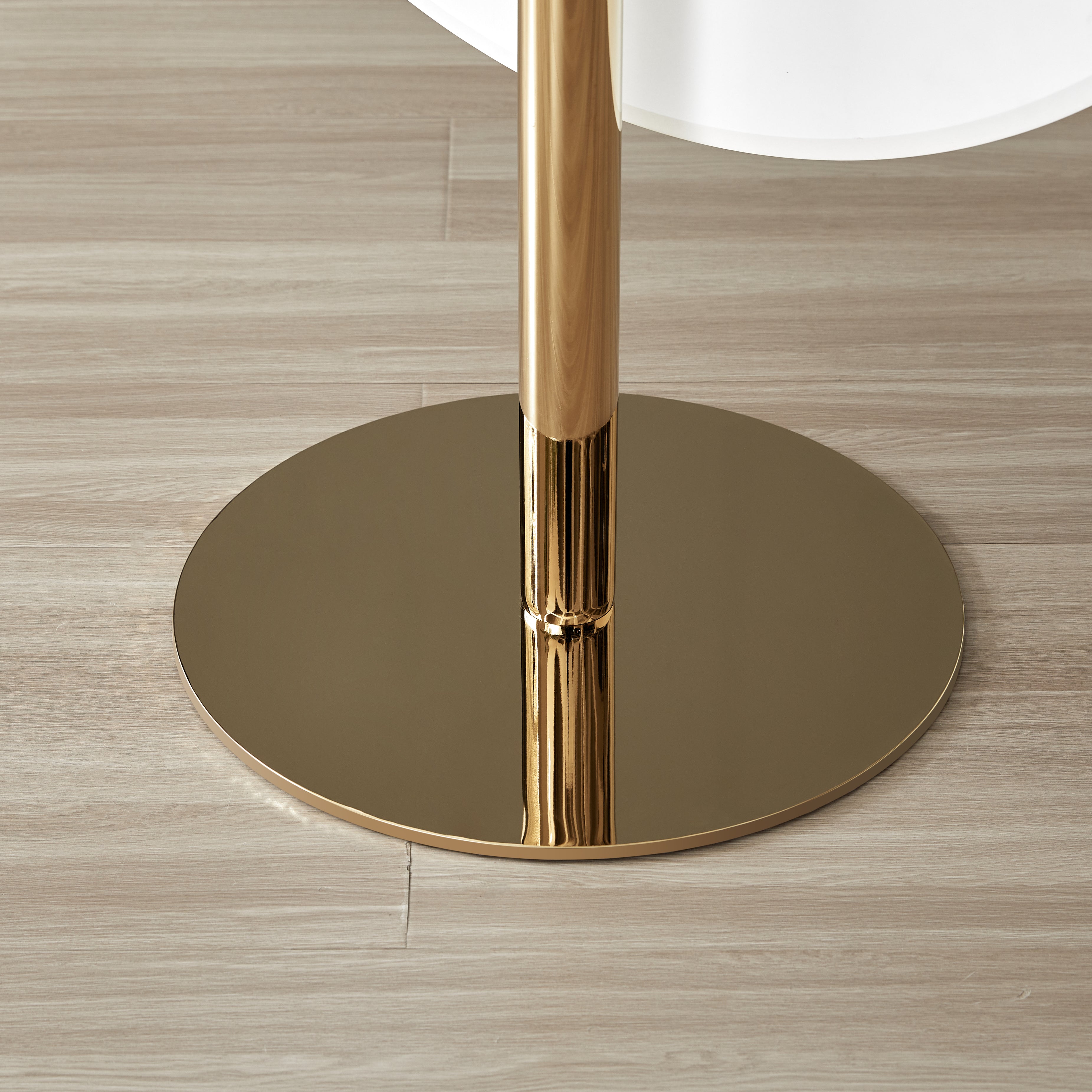 Luxe Round Dining Table