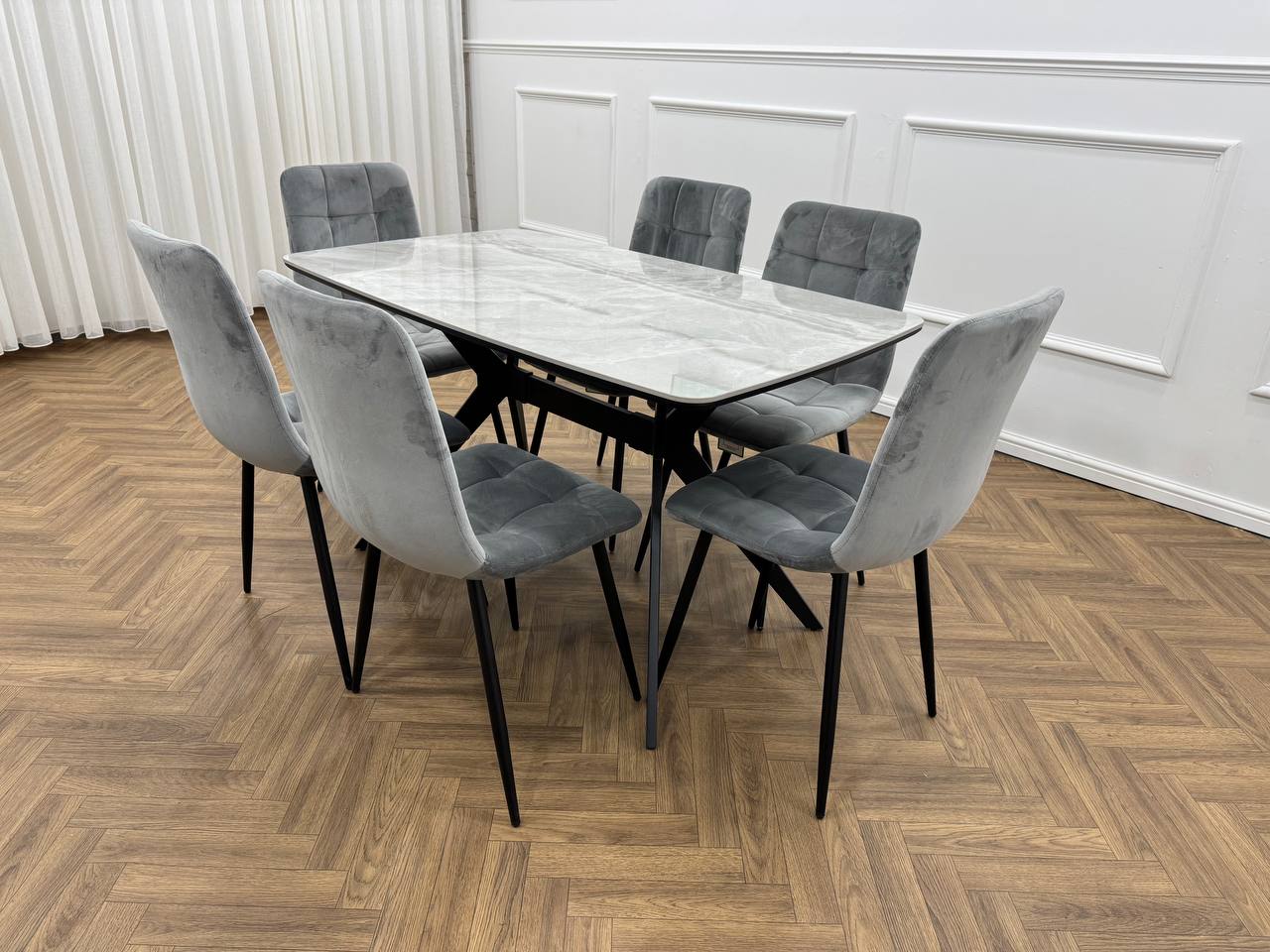Luna Dining Set