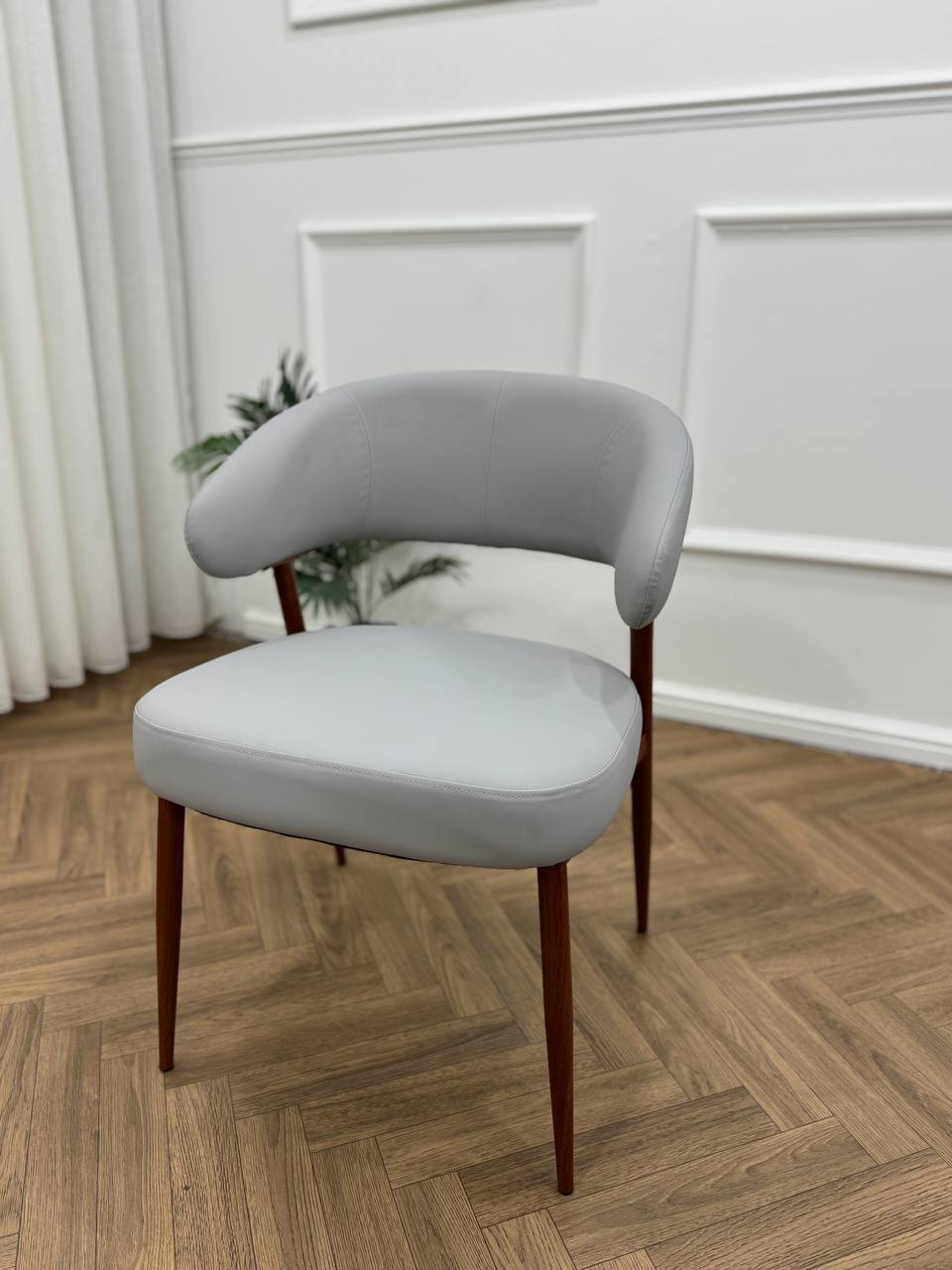 Mila dining chair-light grey
