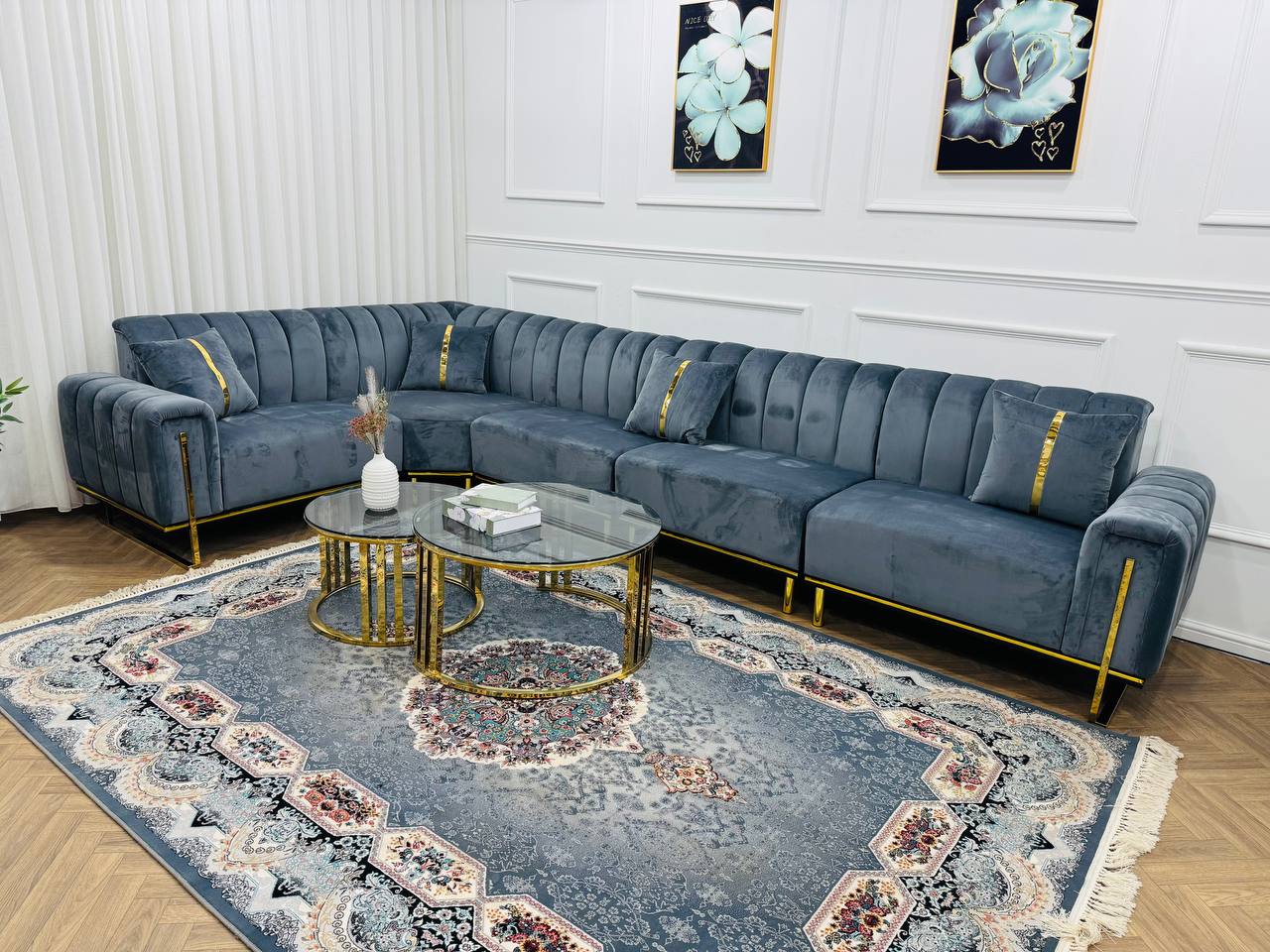luruxy corner sofa