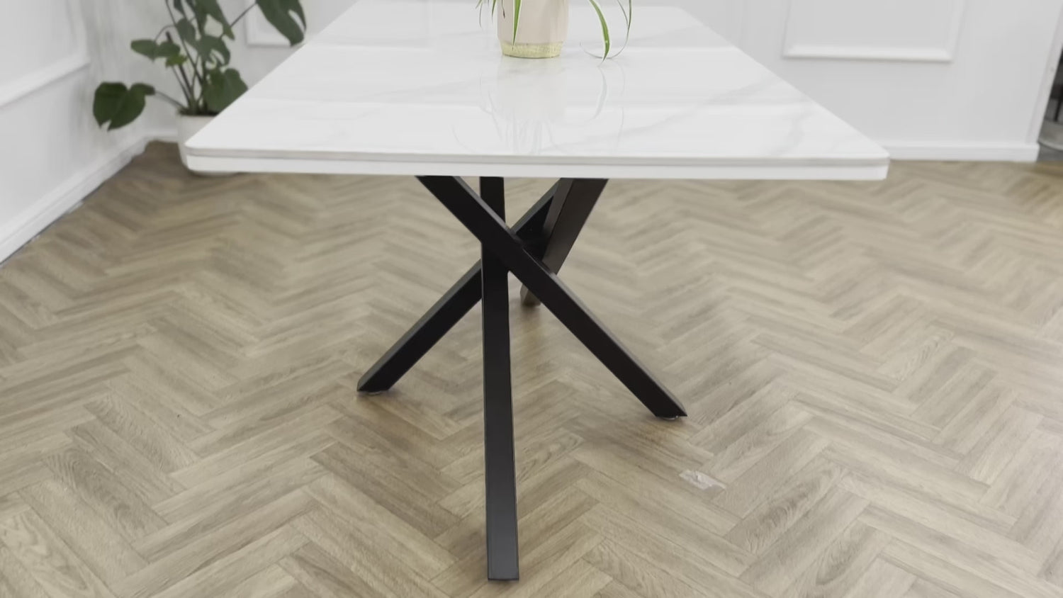 Prince Dining Table