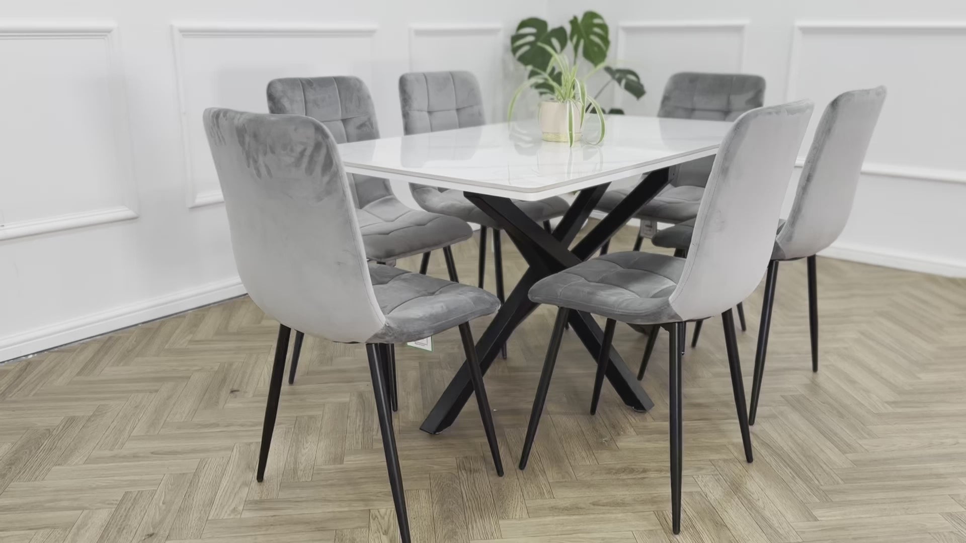Prince Dining Table